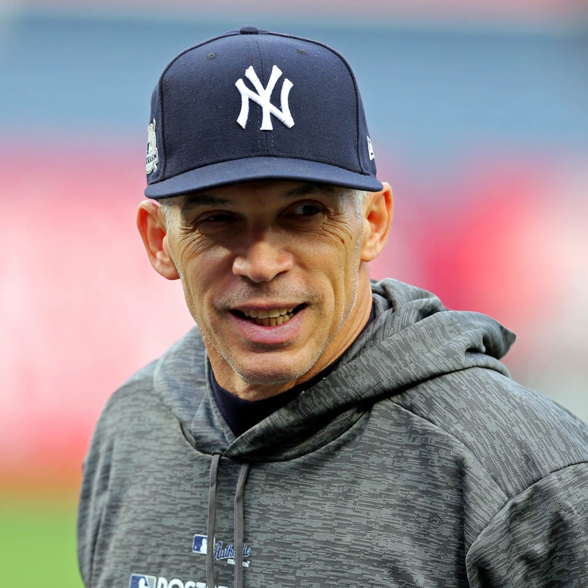 Phillies hire Joe Girardi as manager