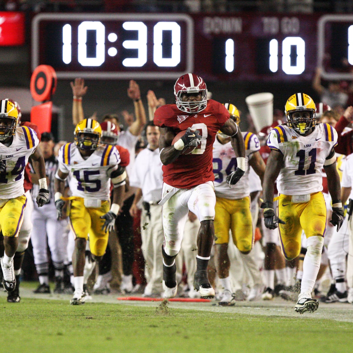 King Henry Gets a New Crown - Touchdown Alabama - Alabama Football