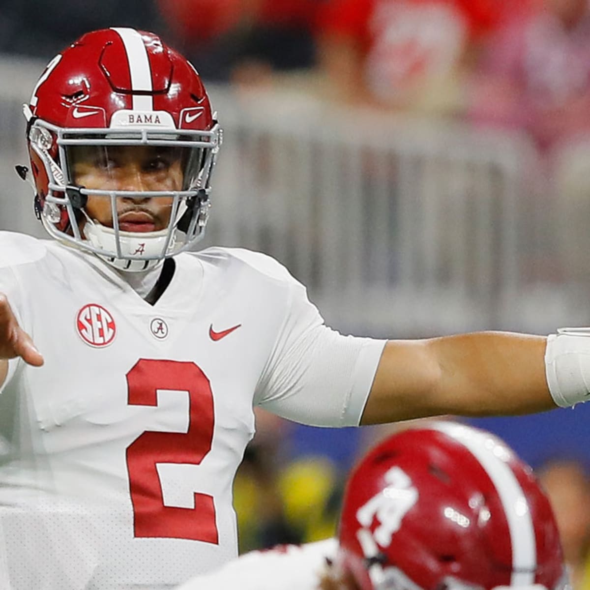 Alabama quarterback Jalen Hurts learned from his father - The Boston Globe