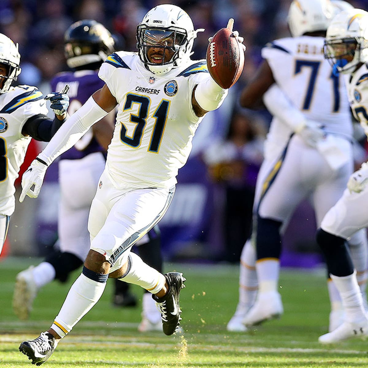 Los Angeles Chargers 6-34 Baltimore Ravens: Lamar Jackson, Ravens