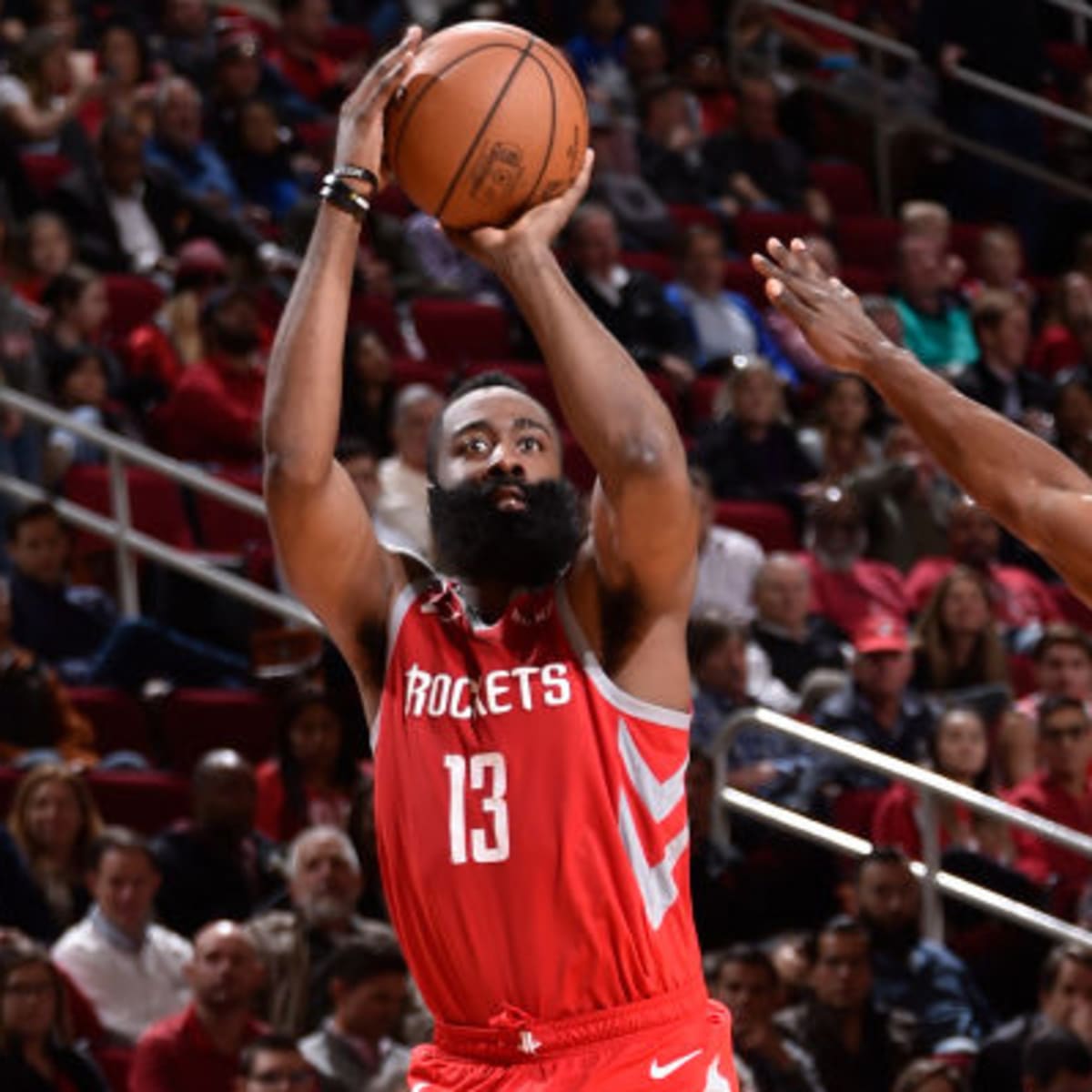 Ball's 3-point shooting lifts Hornets past Rockets 119-94