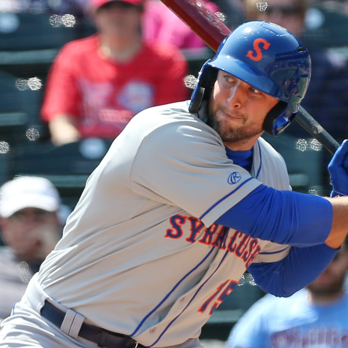 Tim Tebow strikes out against position player in Syracuse-Buffalo game