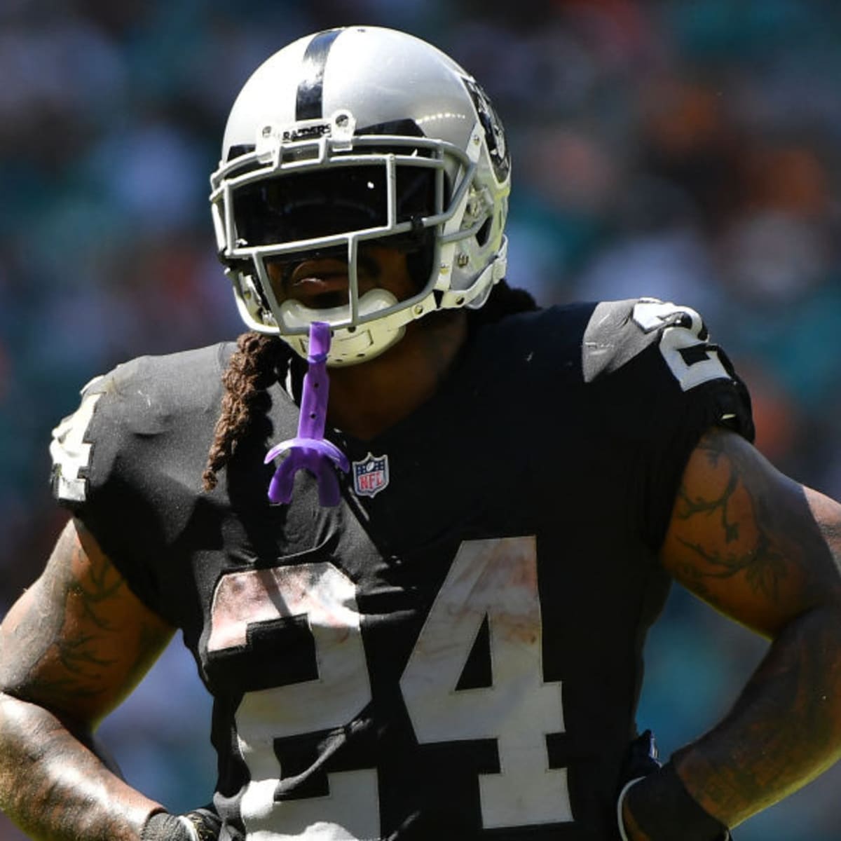 Donald Trump Calls on NFL to Suspend Raiders' Marshawn Lynch