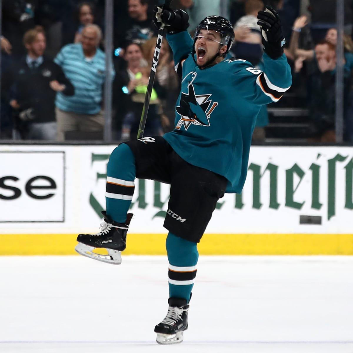 Depth scoring leads Golden Knights to victory as Vegas defeats Sharks 4-1  to improve to 2-0-0 - Knights On Ice