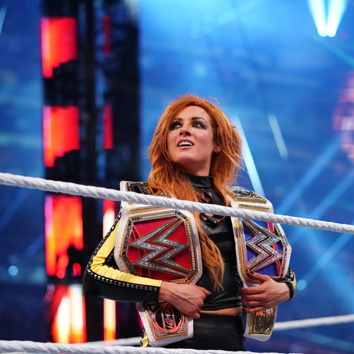 Becky Lynch, WWE champion, announces pregnancy and relinquishes title