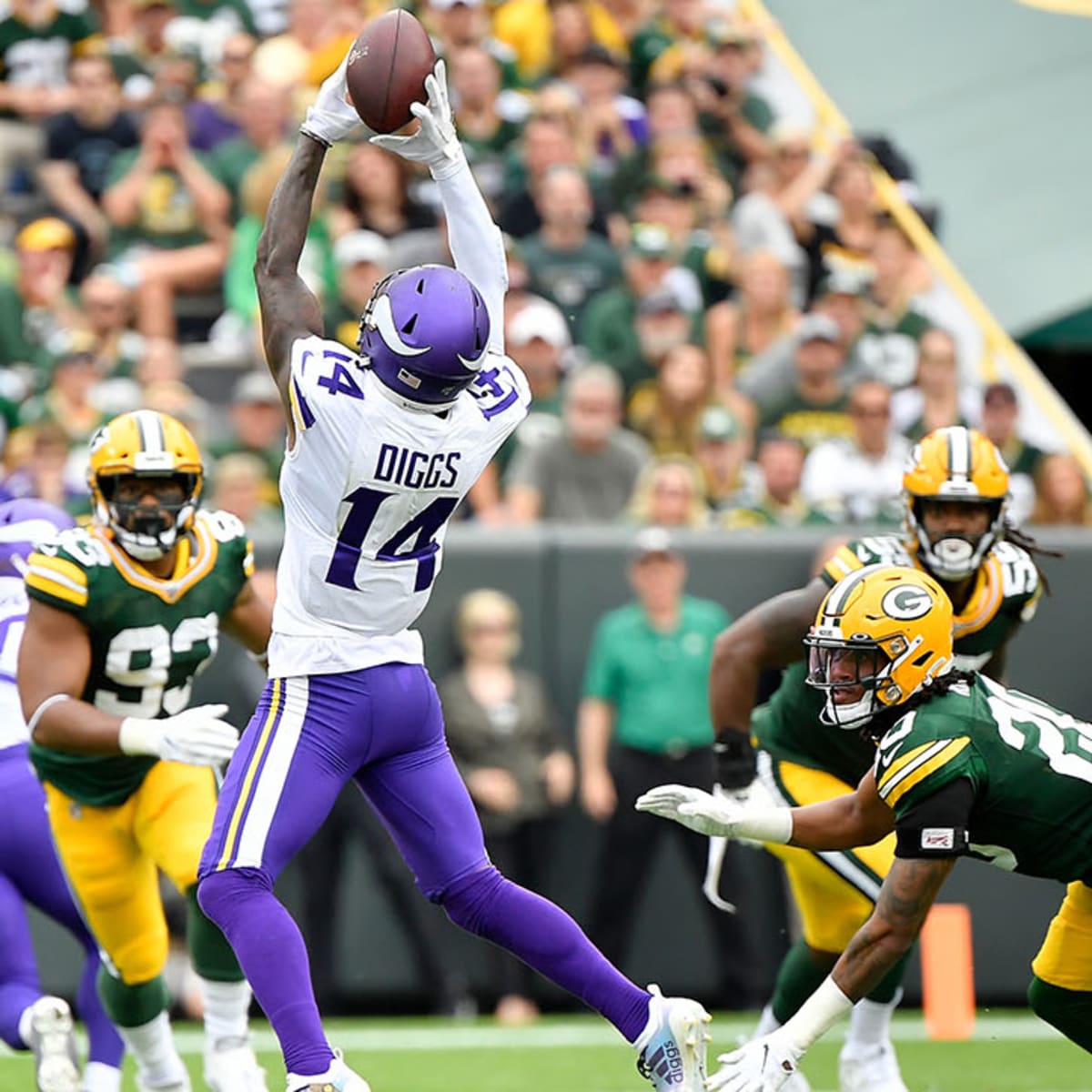 Minnesota Vikings' Stefon Diggs works out in Arizona Cardinals shirt