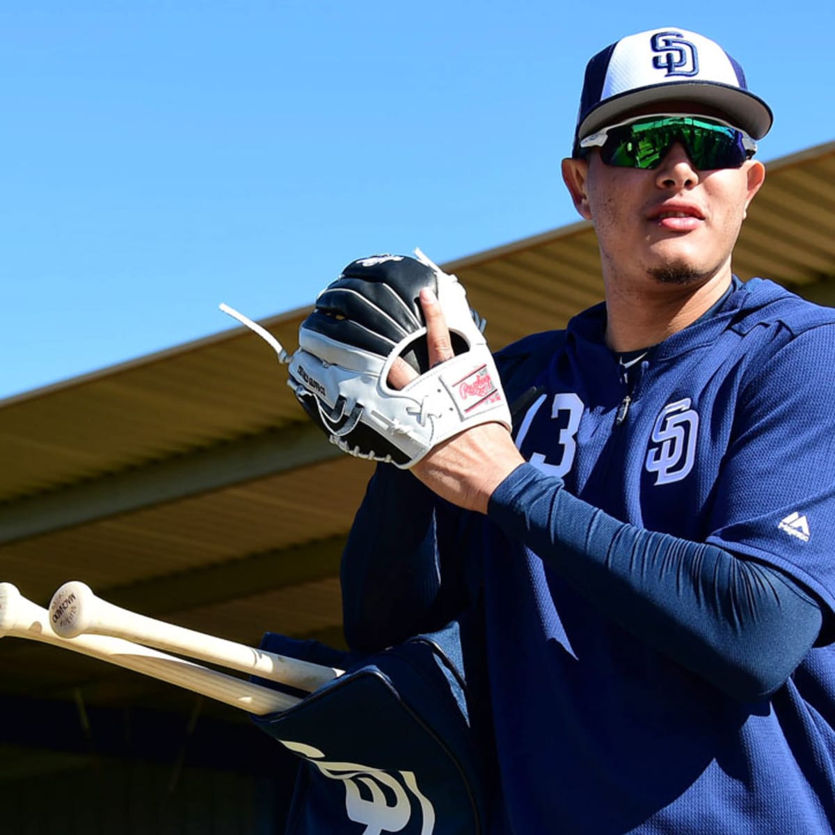 Manny Machado signs with Padres: Here's what his new jersey looks