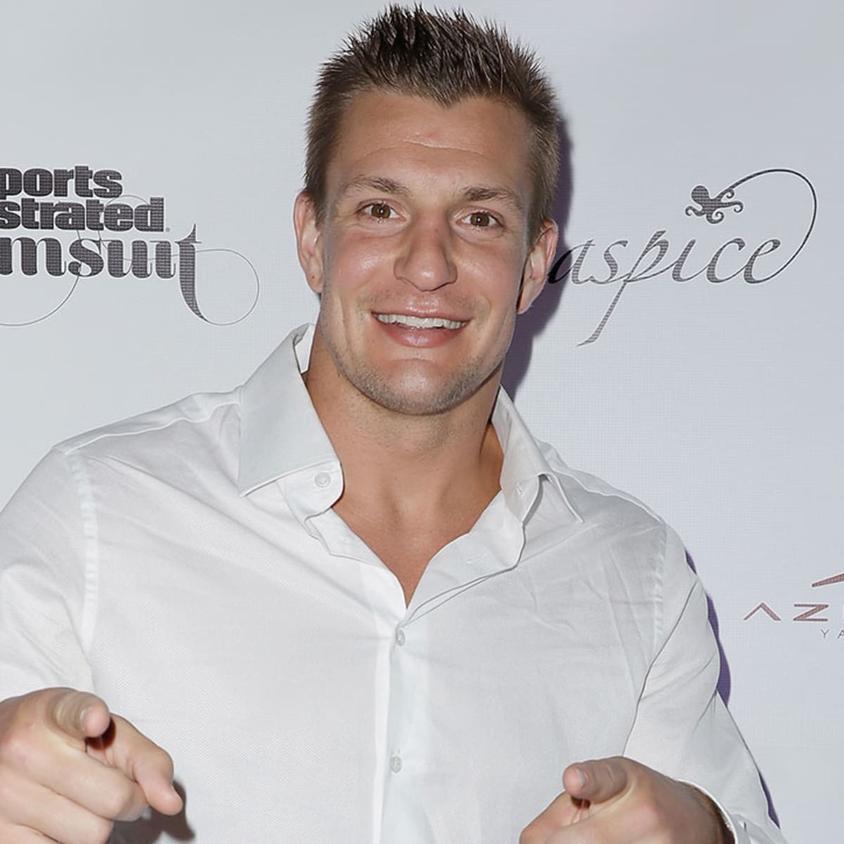 Look: Rob Gronkowski Might Be Hinting At His Decision - The Spun