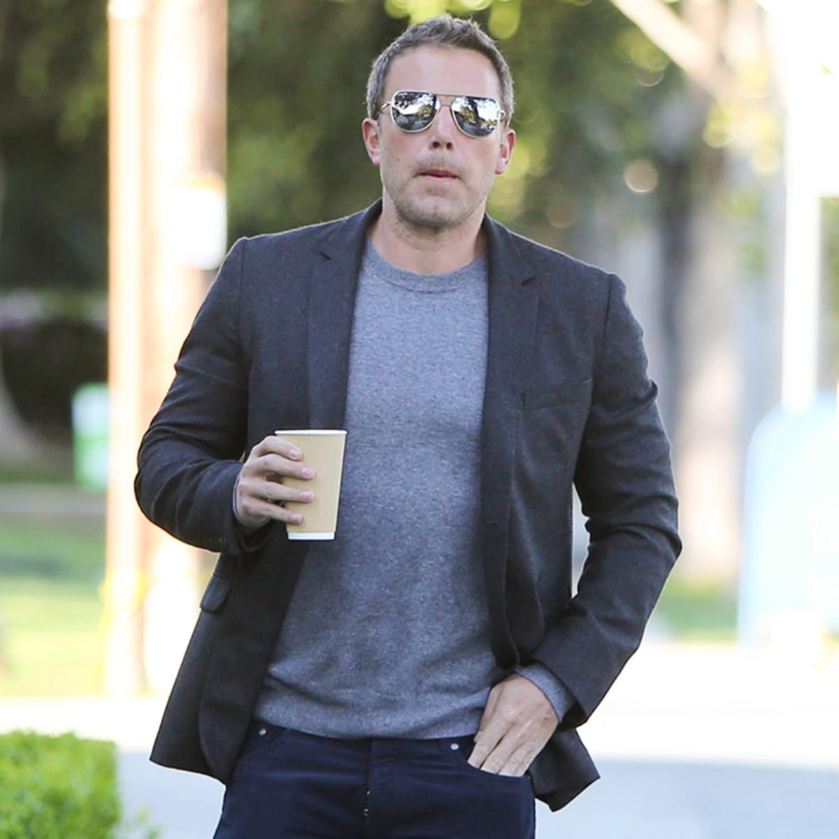 Ben Affleck As Dunkin Beverages Twitter Thread Goes Viral Sports Illustrated