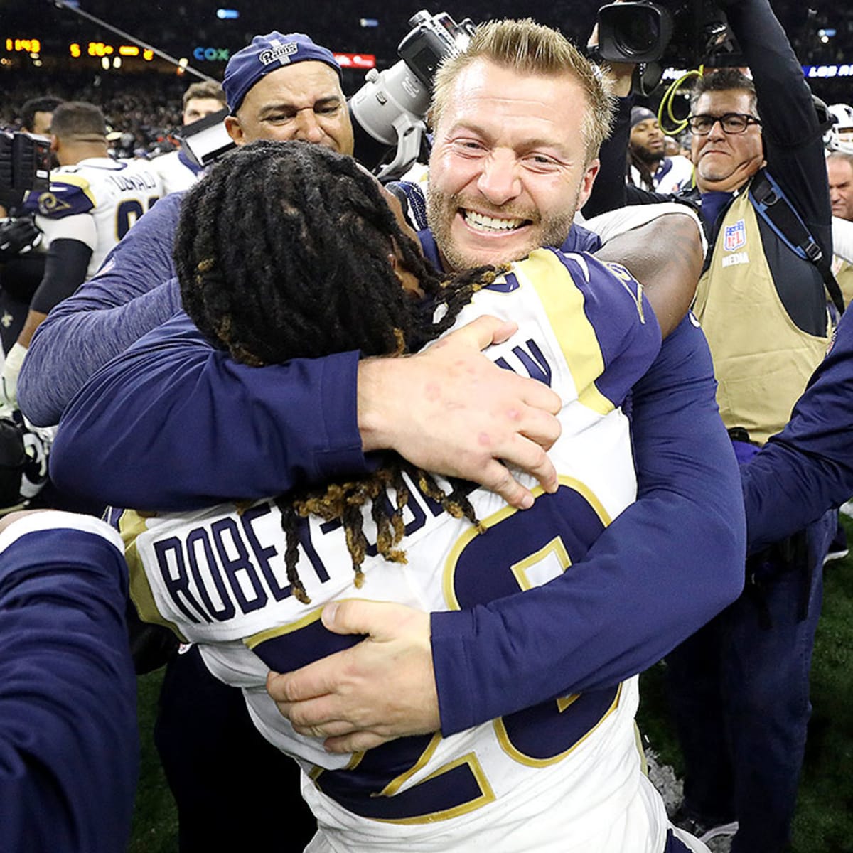 CELEBRATION PHOTOS: Best celebration moments from Rams NFC Championship  ceremony