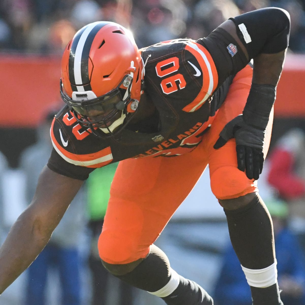 Cleveland Browns trade DE Emmanuel Ogbah to Kansas City Chiefs, NFL News