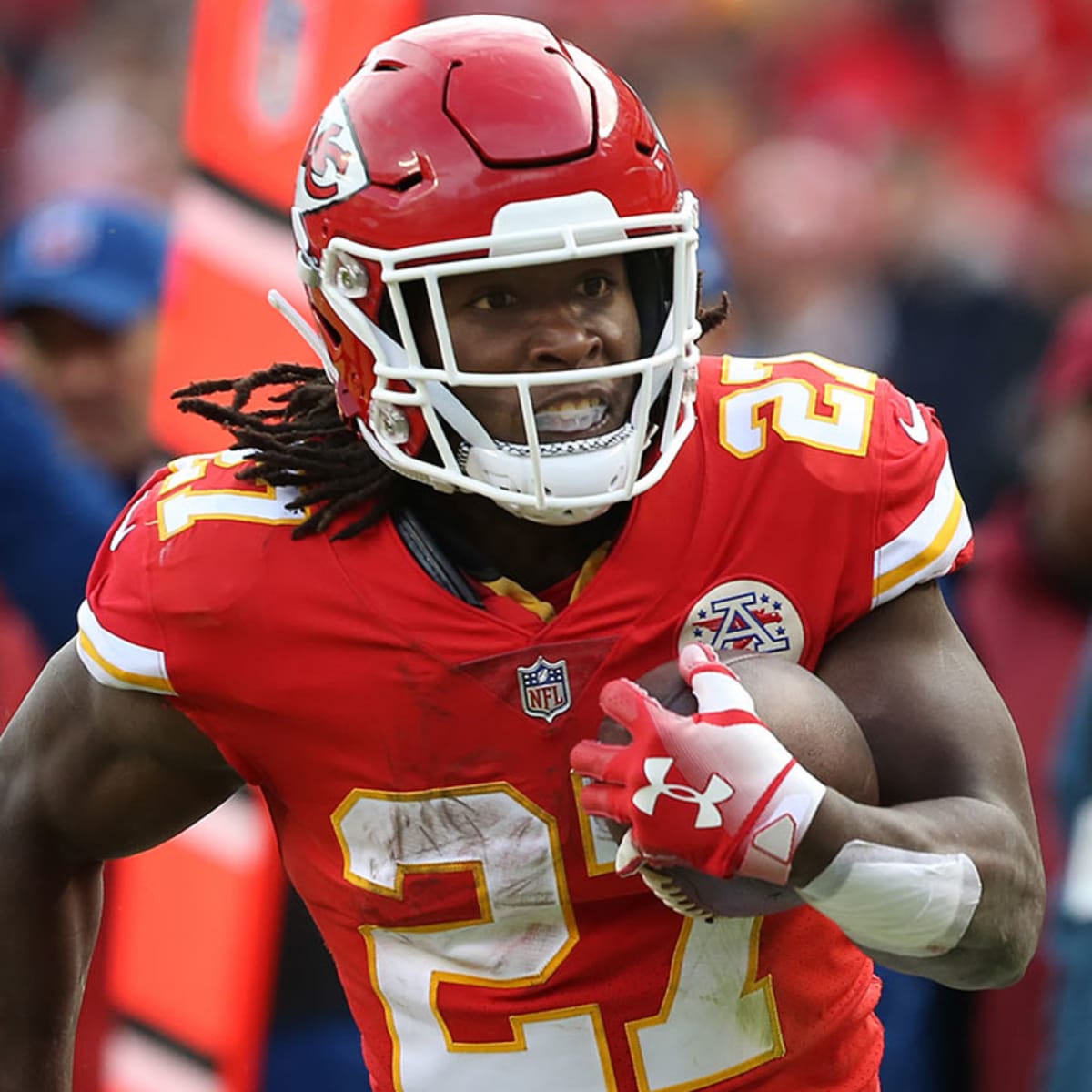 Browns RB Kareem Hunt gets win and jersey vs. Steelers QB and