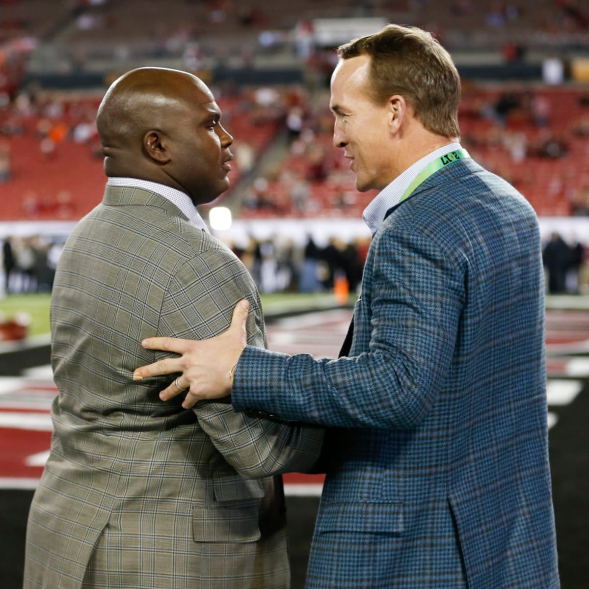 Reviewing ESPN's new 'Monday Night Football' booth; Joe Tessitore, Booger  McFarland - Sports Illustrated