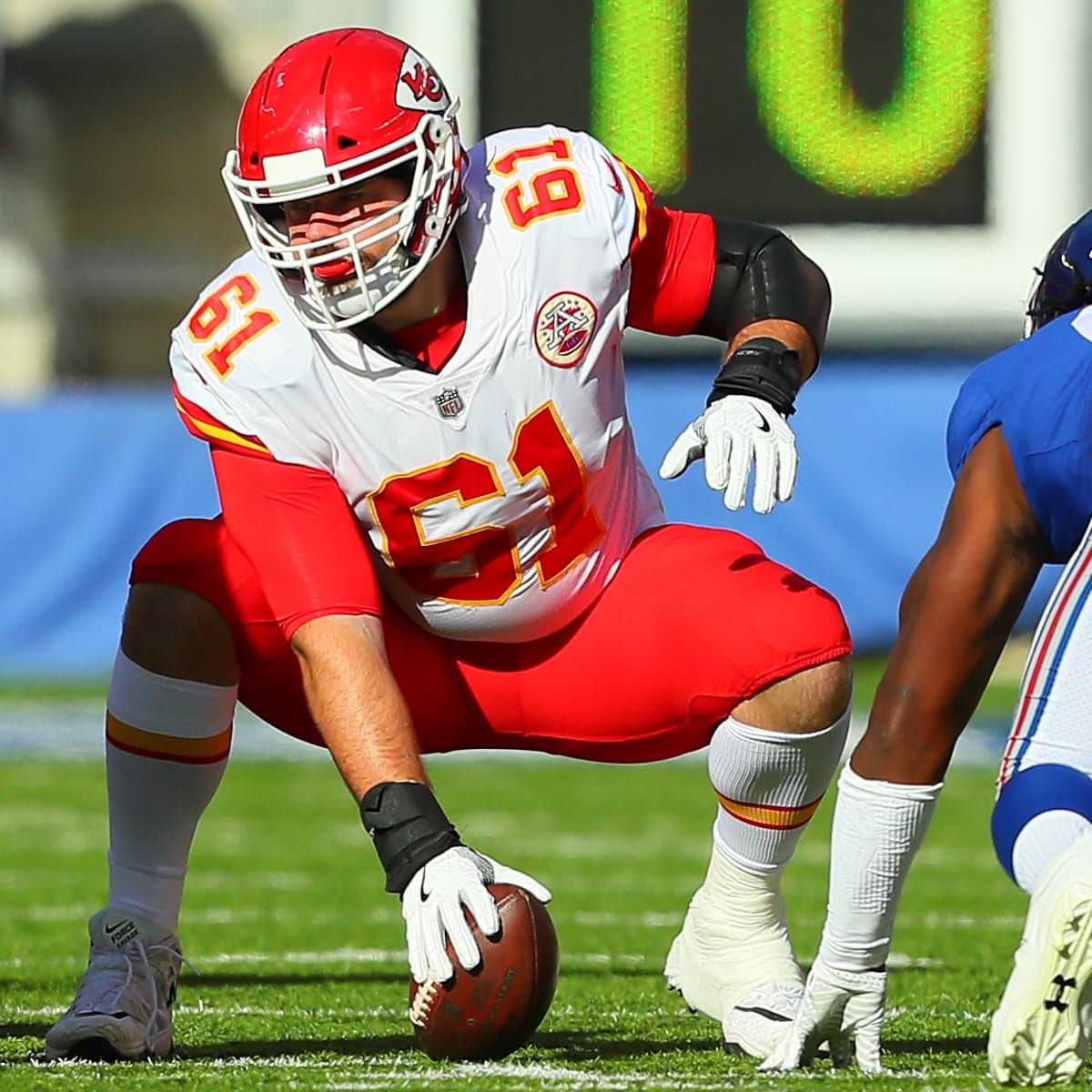 Mitch Morse returns to Arrowhead Stadium for the first time since signing  with the Bills