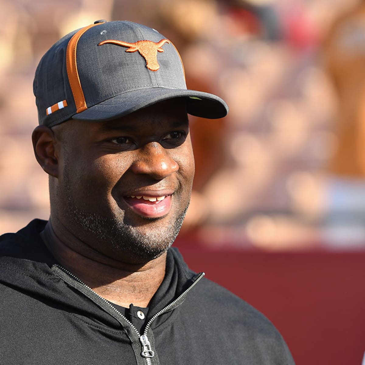 Texas fires former QB Vince Young from part-time job