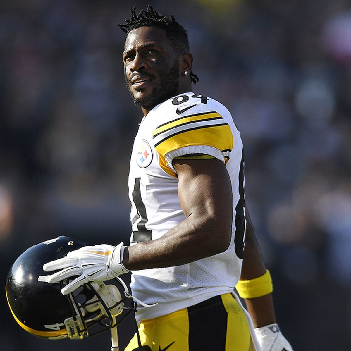 This Date In Transactions History: Steelers Extend Antonio Brown