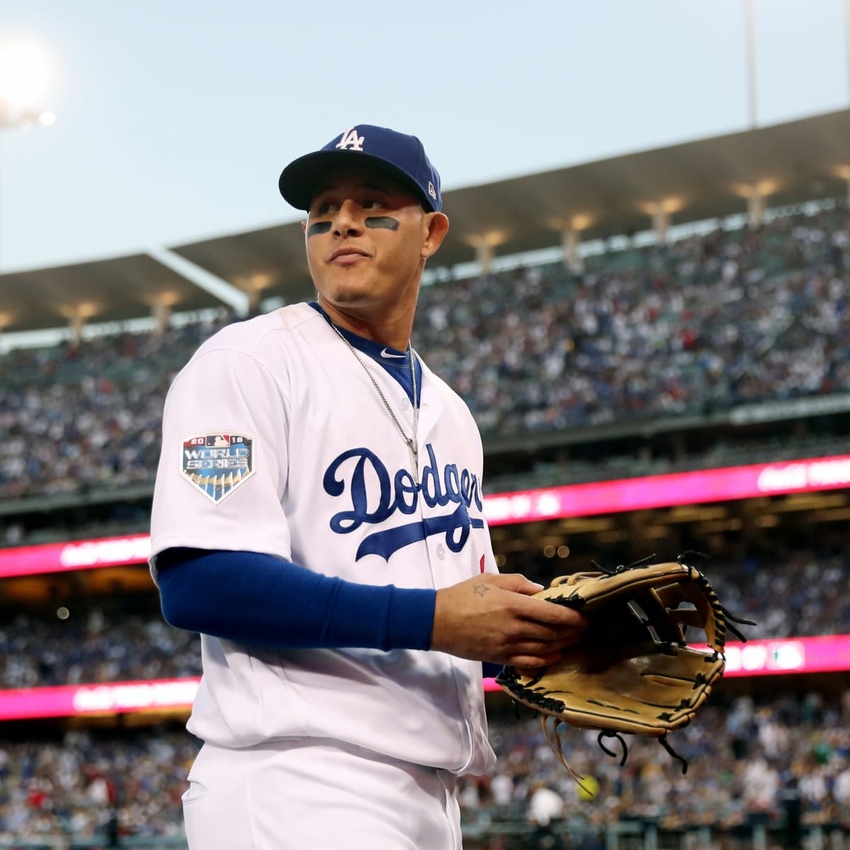 Manny Machado, Baltimore Orioles agree to new contract for 2018 - Sports  Illustrated