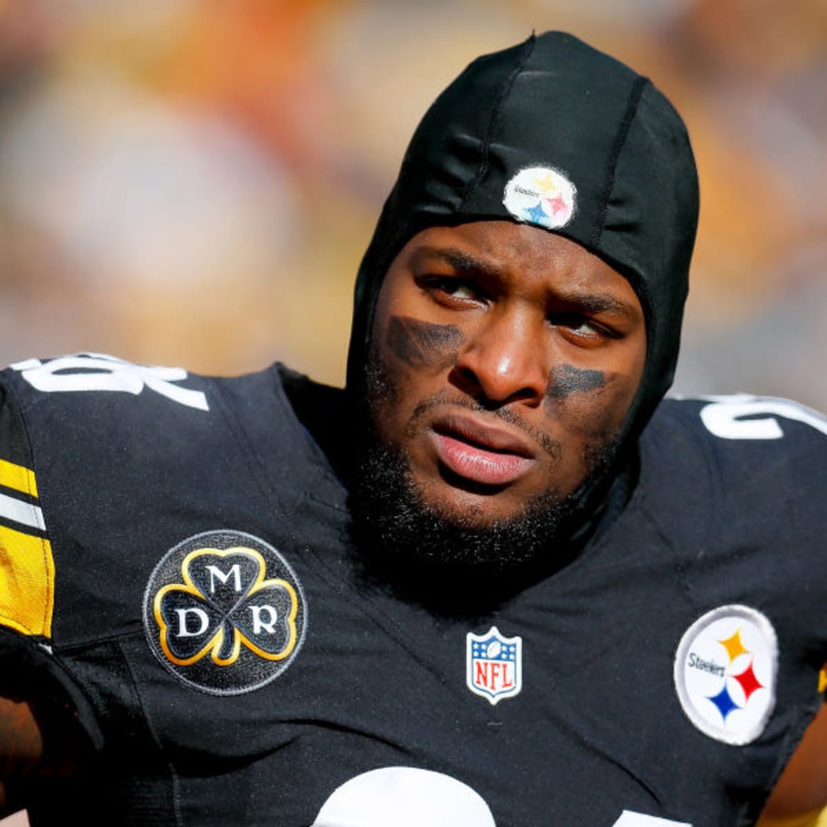 Report: Jets coach opposed Le'Veon Bell's lucrative contract