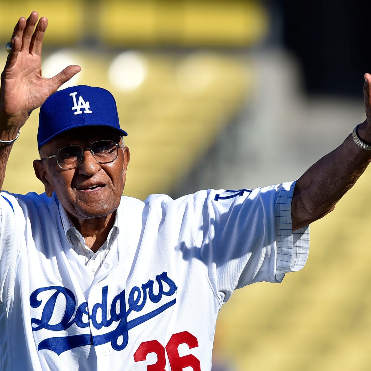 Former Dodgers great Don Newcombe dies at 92