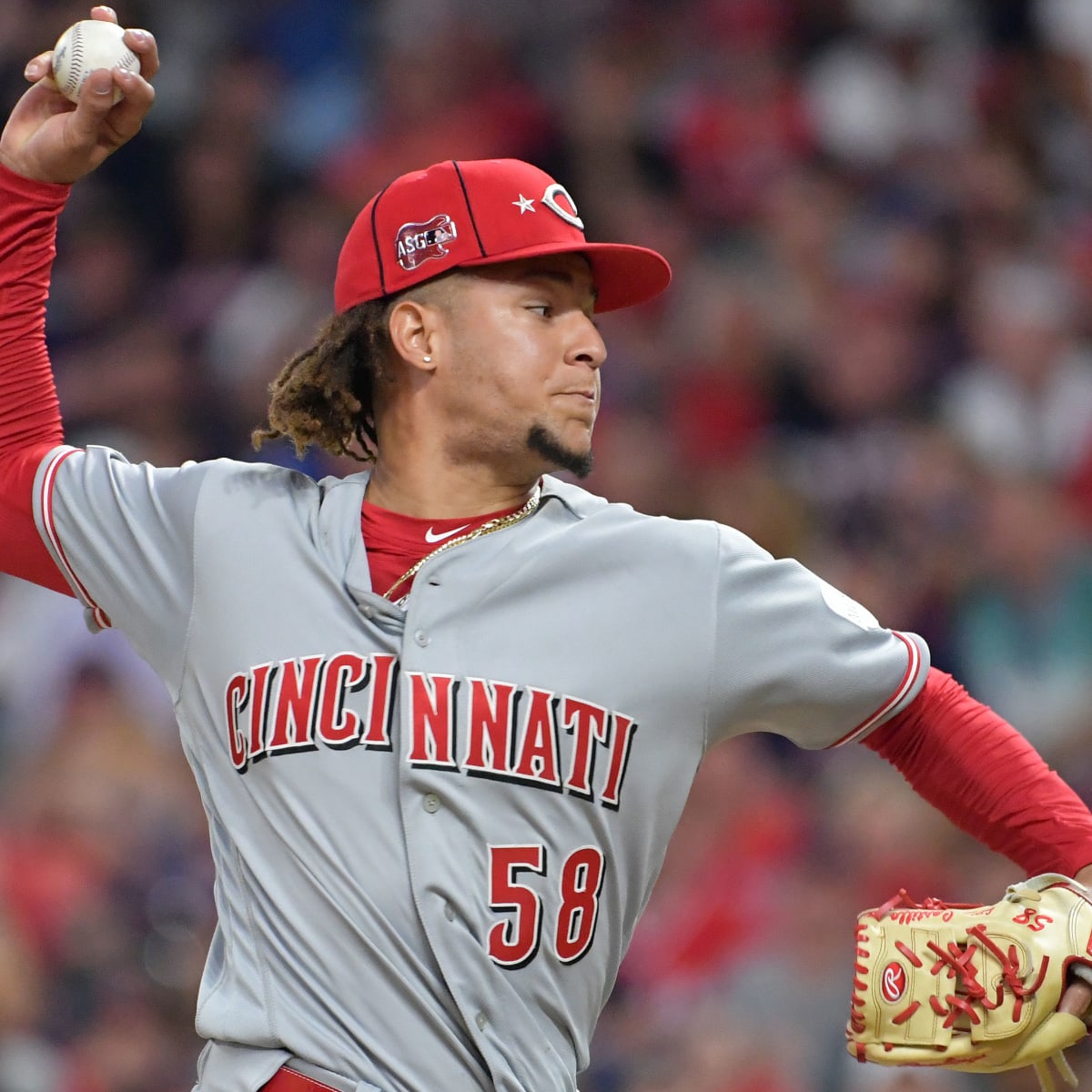 Yankees might want Luis Castillo more after seeing Reds All-Star in person  