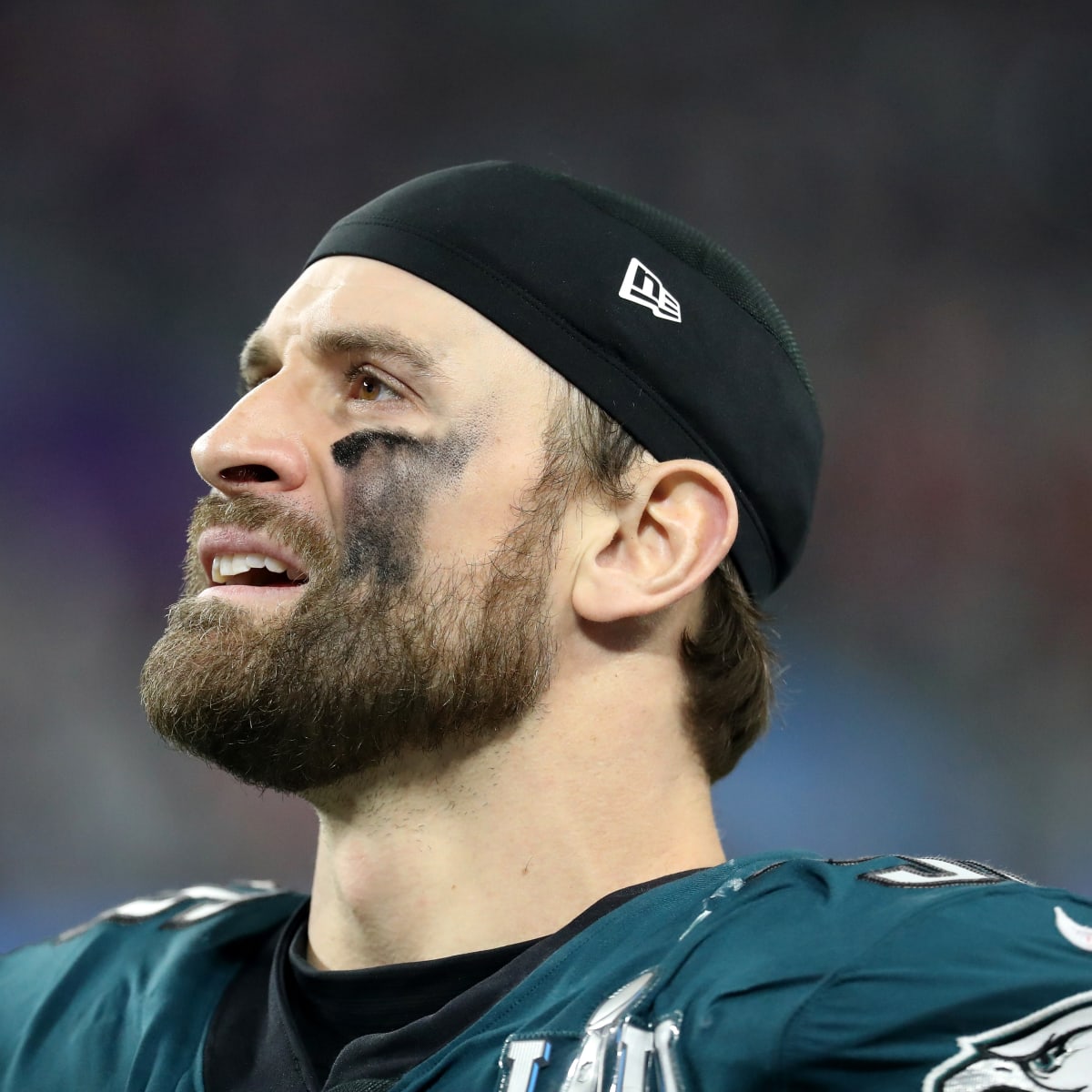 Chris Long: Philadelphia Eagles defensive end announces retirement