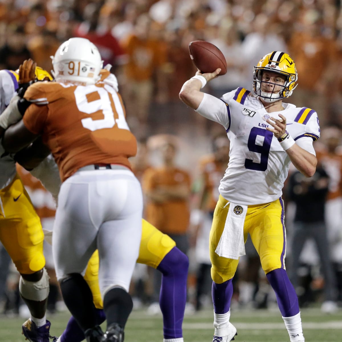 LSU QB Joe Burrow's Heisman odds grow as two contenders from his