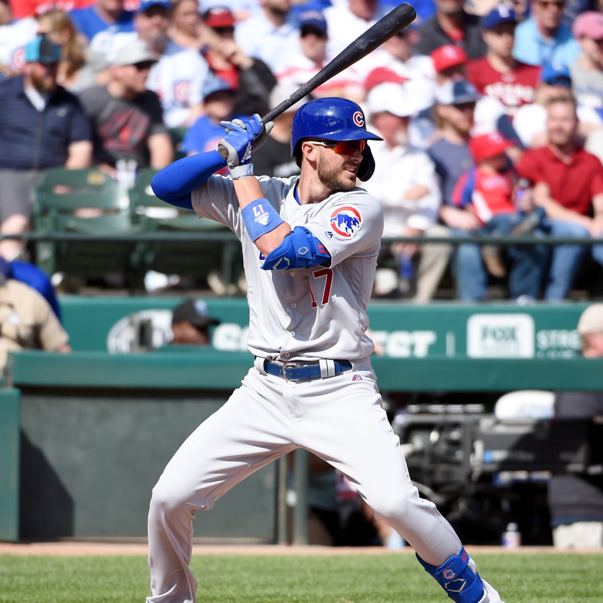 Baez hits 2 HRs as Cubs open season with 12-4 win at Rangers