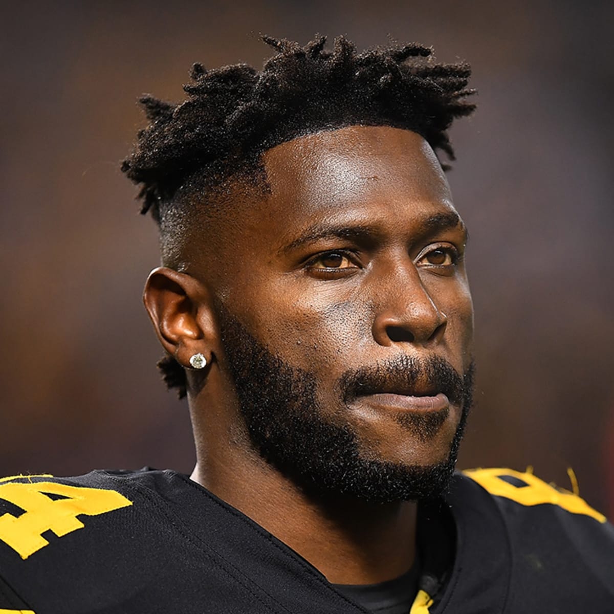 Testing shows why NFL doesn't want Antonio Brown wearing Schutt helmet