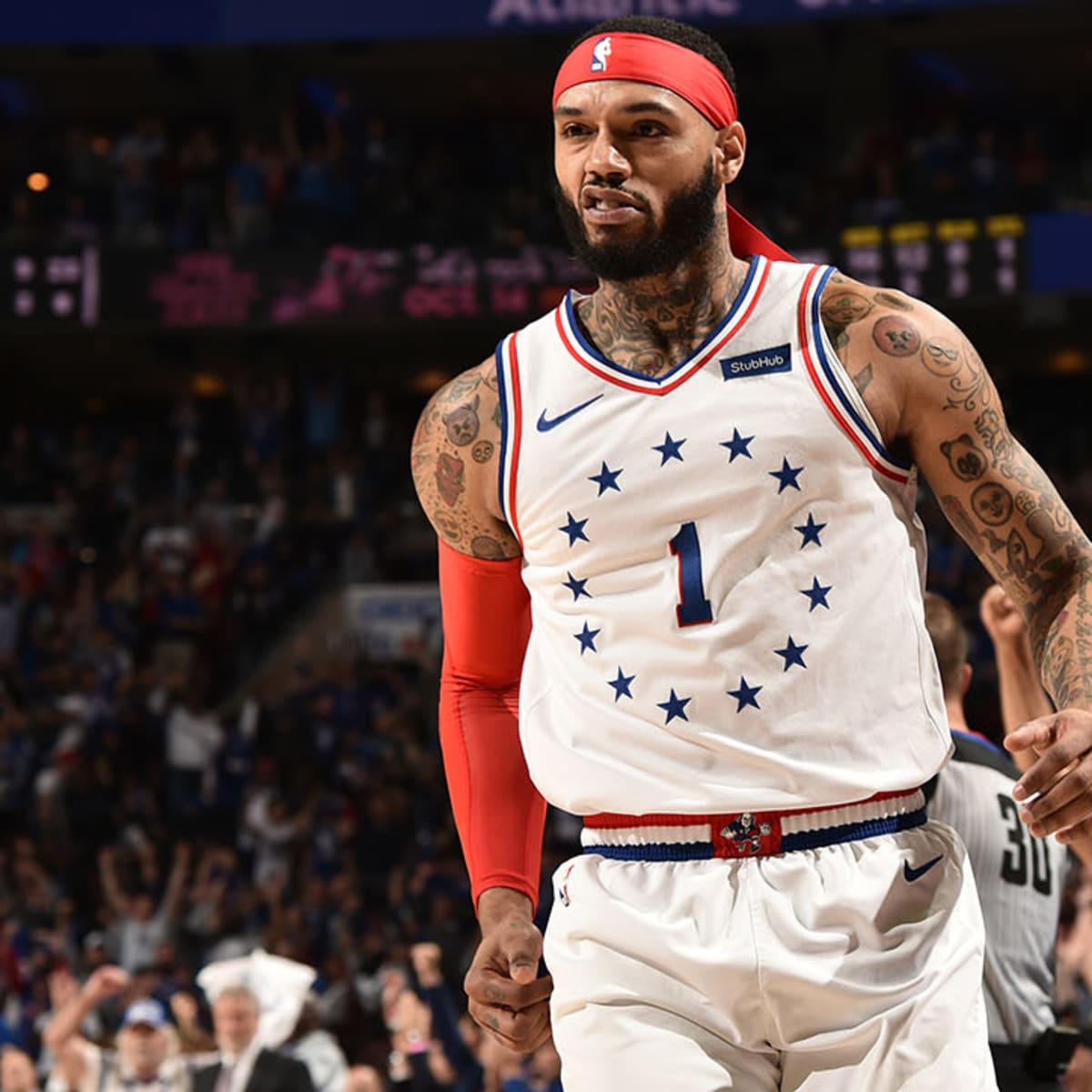 76ers' Mike Scott is going to start wearing local high school