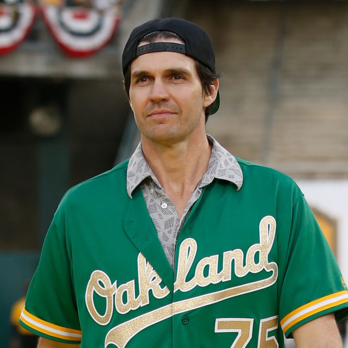 Barry Zito's new singing career 
