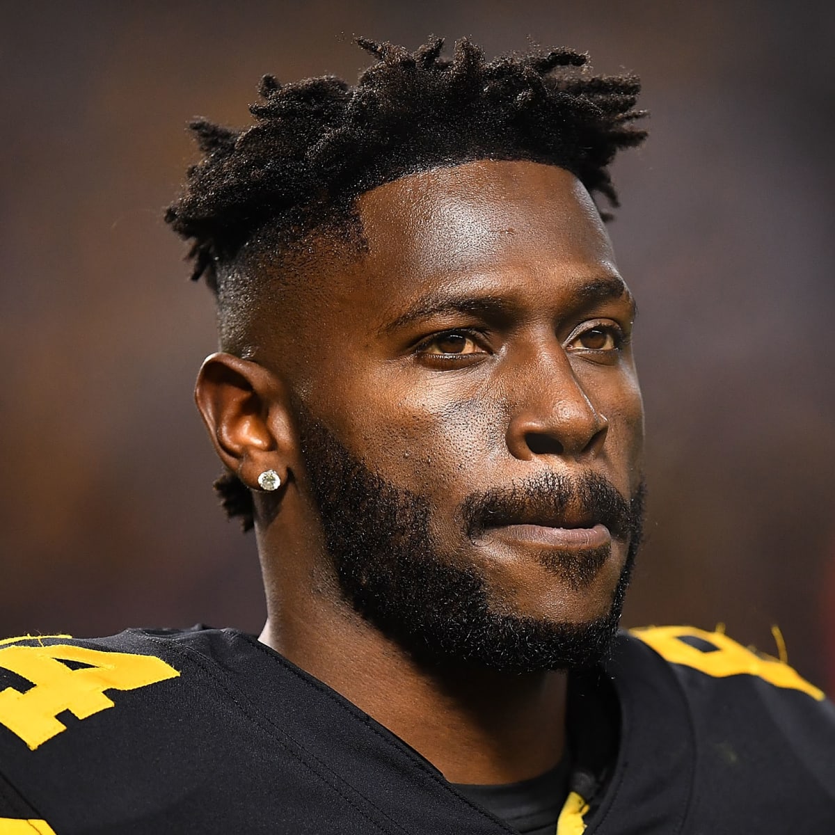 Antonio Brown-Steelers Situation Spiraling Amid Reports of Fights