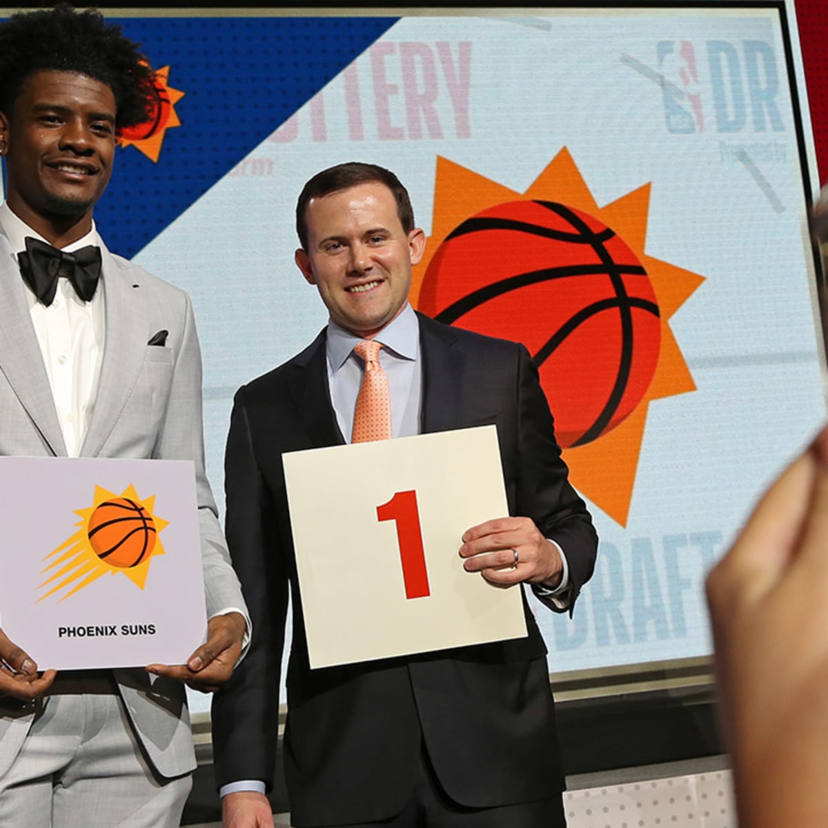 Cavaliers land No. 8 pick in draft at 2018 NBA Lottery in Chicago 