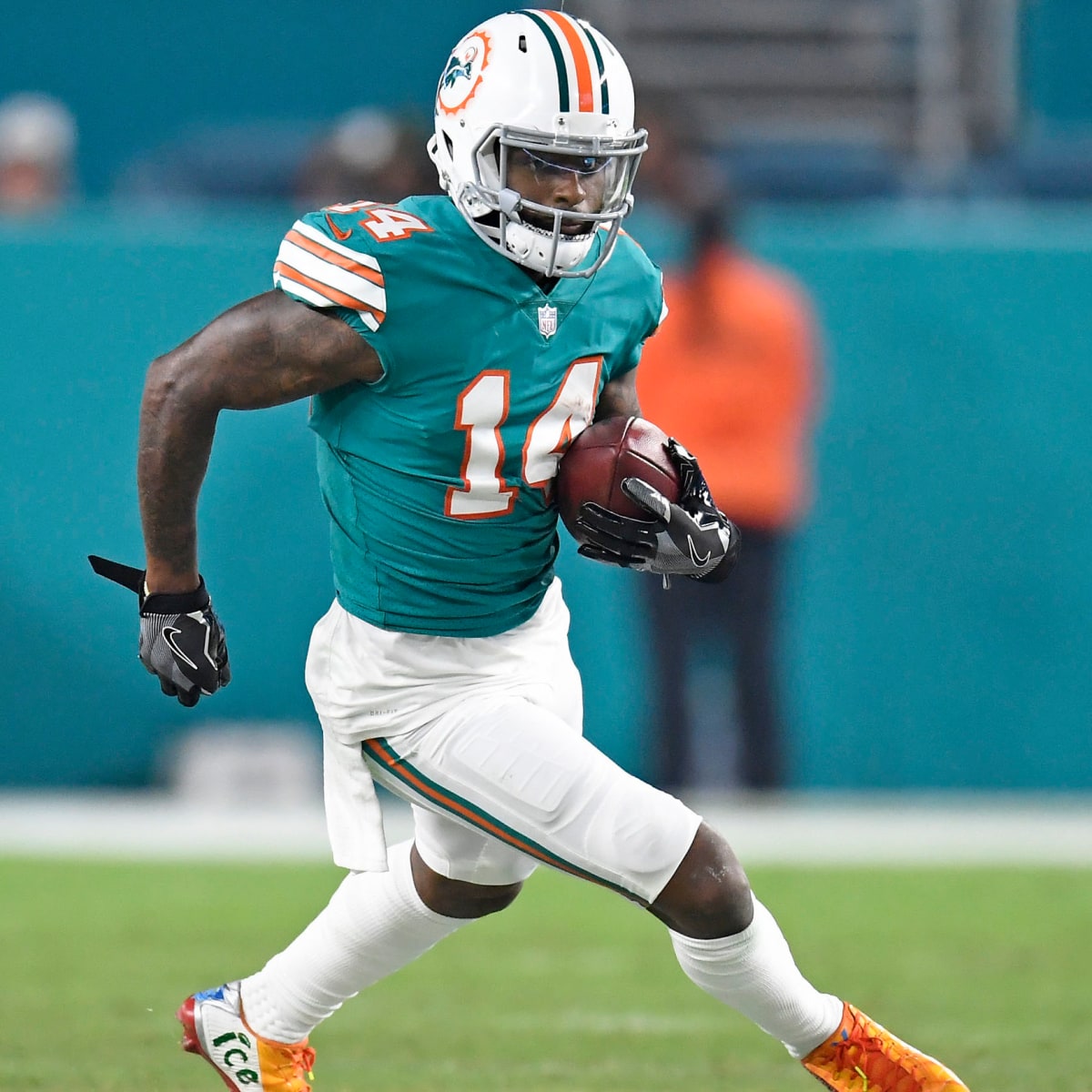 Jarvis Landry Confirms He's Signing With Saints - Sports Illustrated