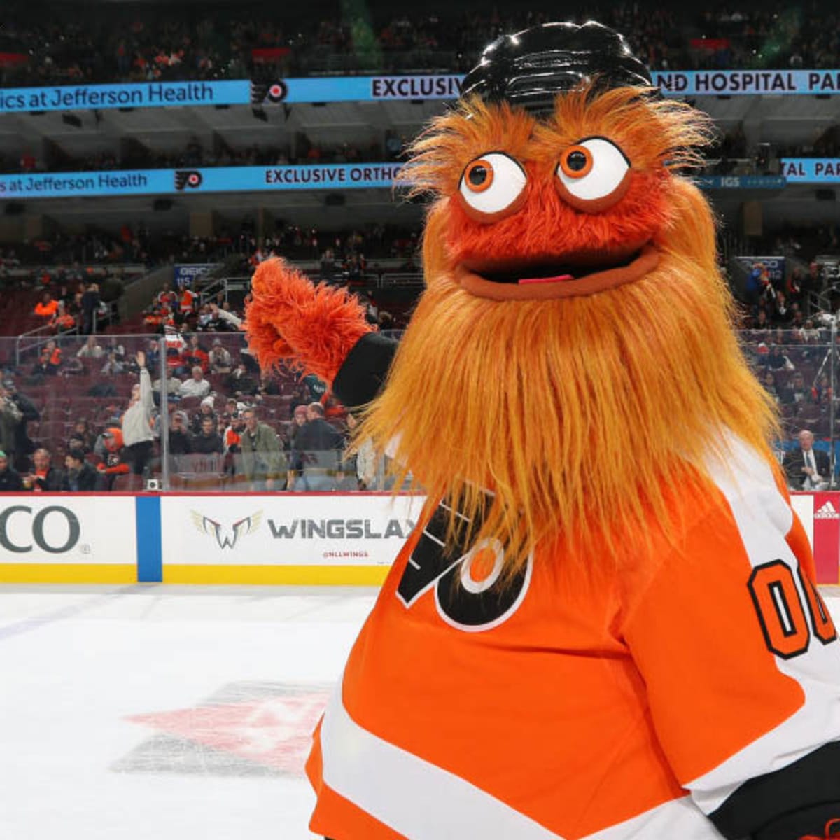 Gritty unveiled the new Seattle Kraken mascot at the game in