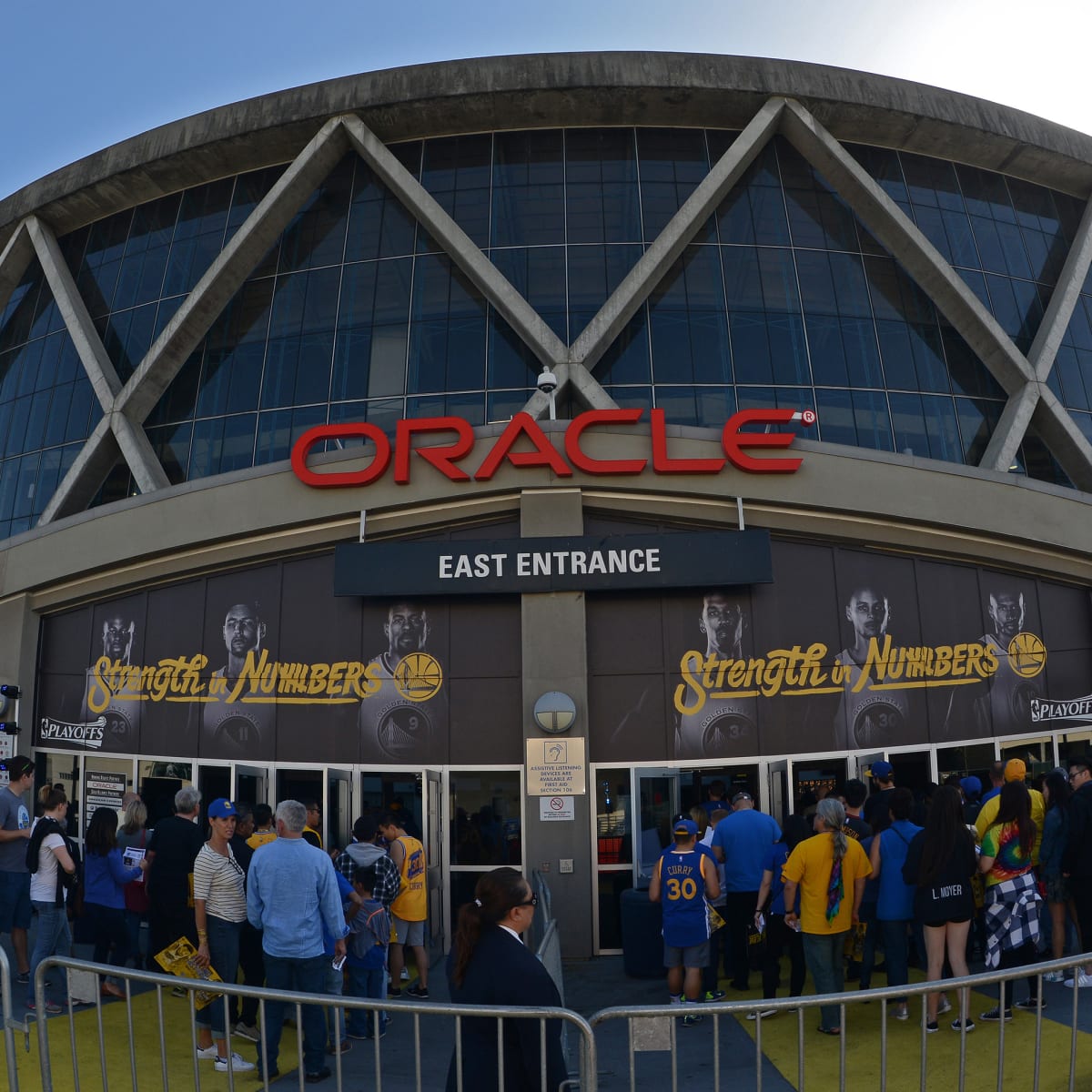 Warriors Home Games Gs Unveils 100 Pass For Oracle Arena Sports Illustrated