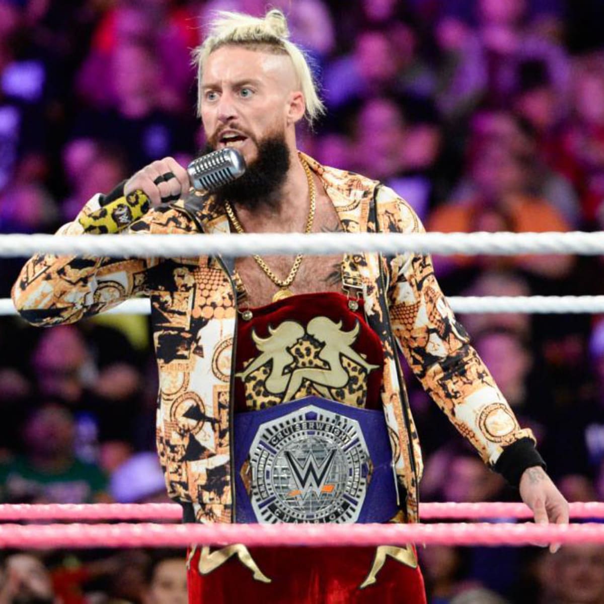 Enzo Amore Wwe Suspends Cruiserweight Champ Amid Rape Accusation Sports Illustrated