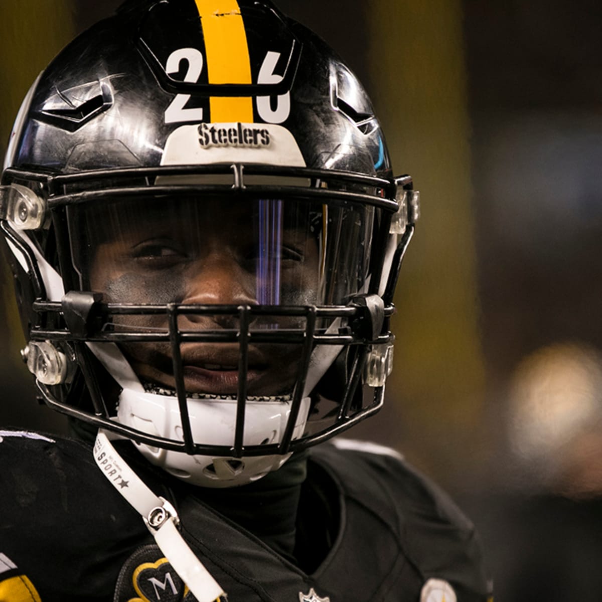 Le'Veon Bell injury update: How to handle the Steelers RB vs. Browns in  Week 2 - DraftKings Network