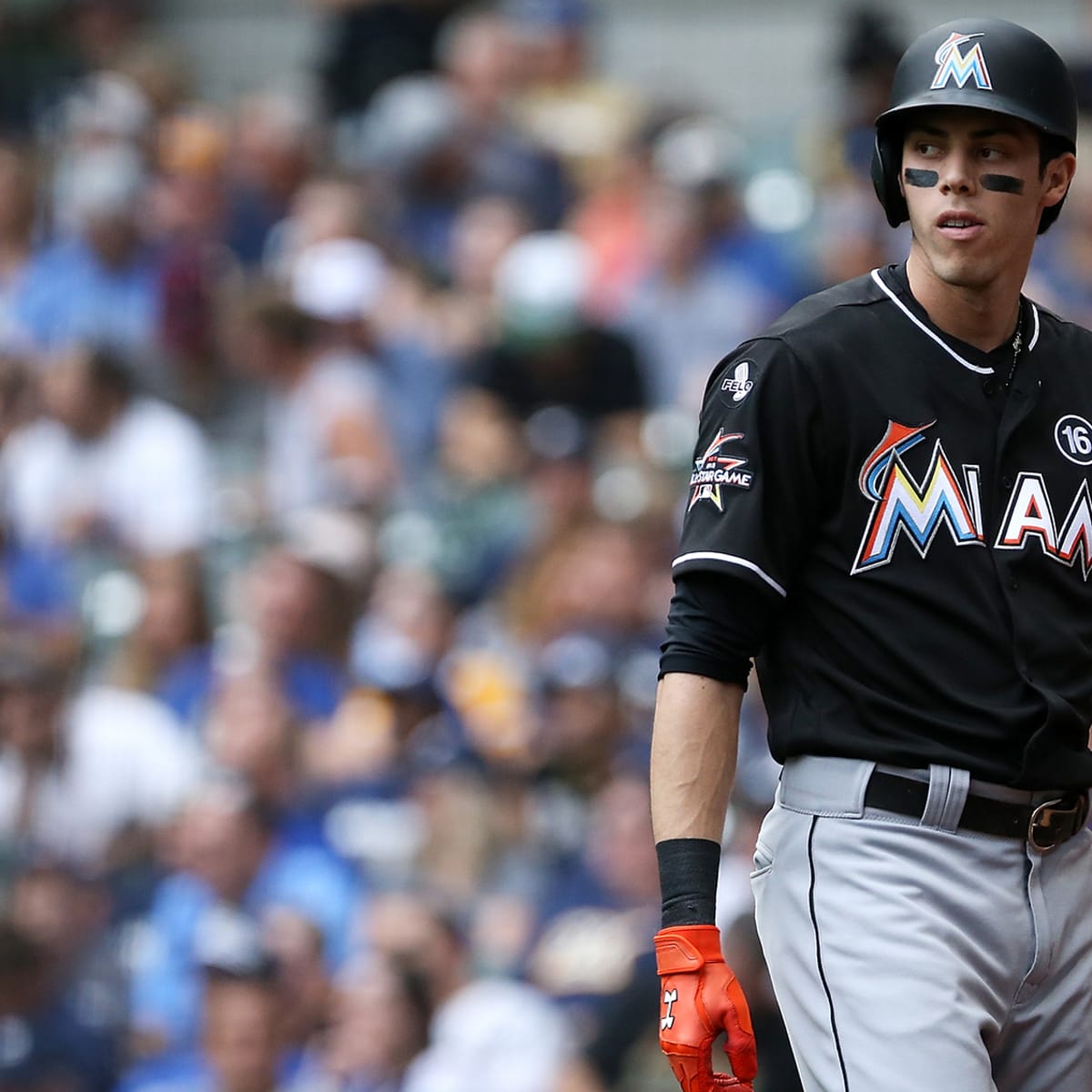 Mets Rumors: Offseason interest in Marlins J.T. Realmuto, Starlin Castro