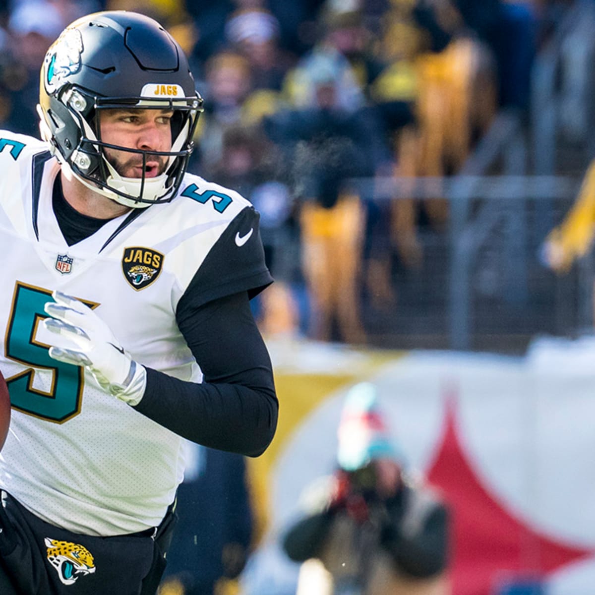 Jaguars pick up Blake Bortles' $19 million contract option for 2018