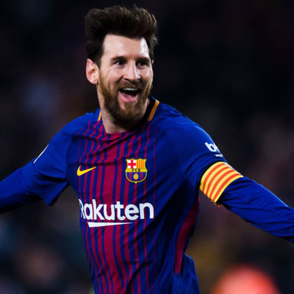 Messi Photos With Barcelona Jersey Wallpaper Download