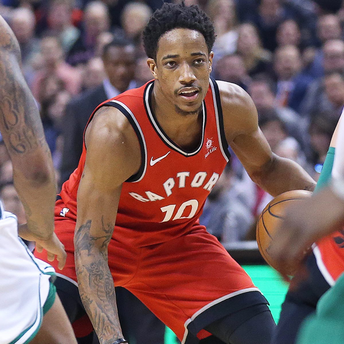 DeRozan: 'Everybody's a threat' when Bulls are healthy, playing