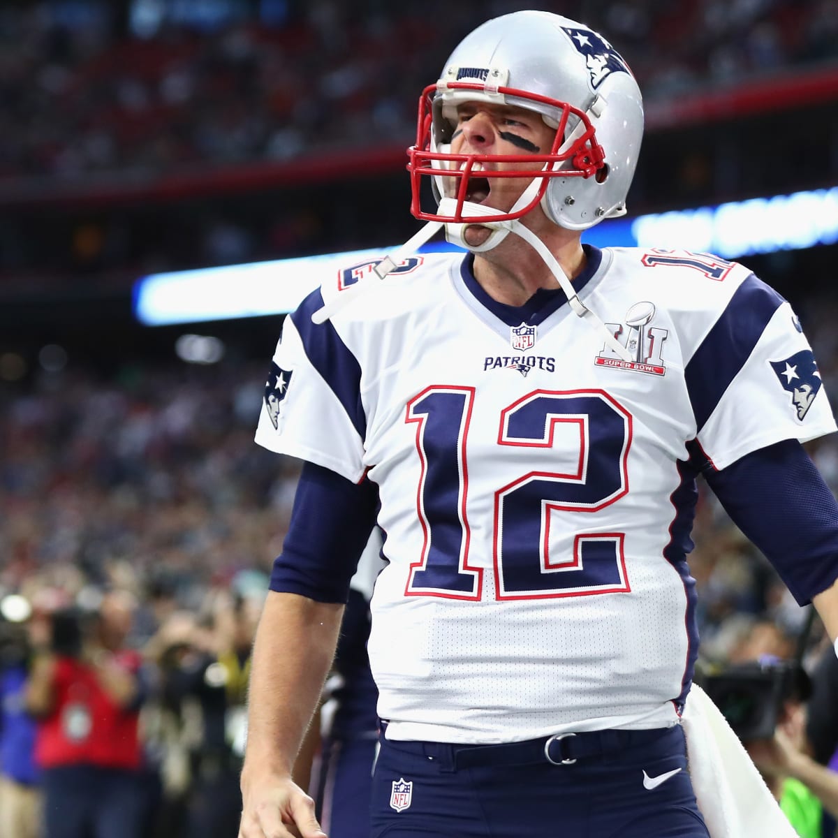 Patriots-Eagles Super Bowl Uniforms: New England in white - Sports  Illustrated