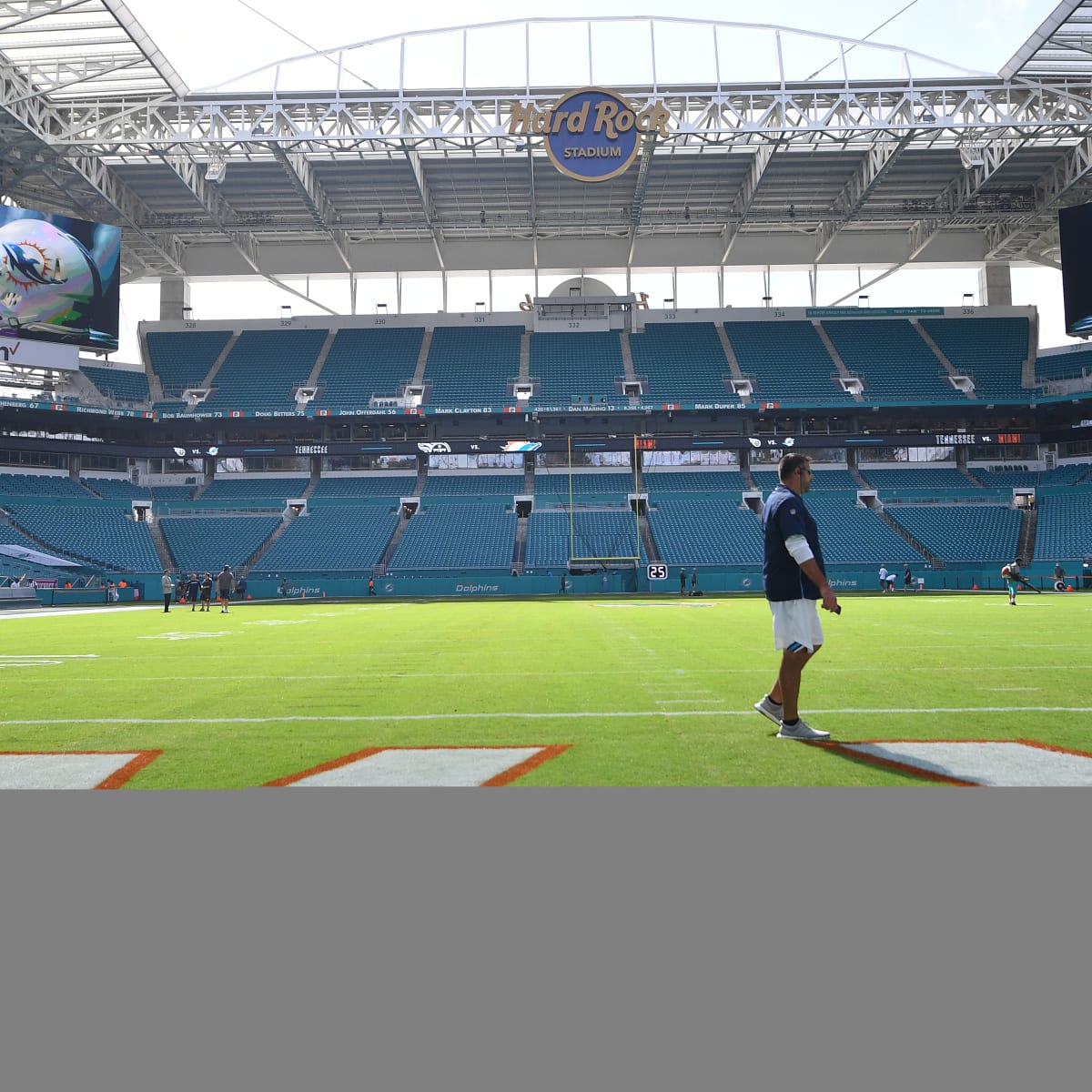 Hard Rock Stadium: Jets, Dolphins face 'horrendous' conditions - Sports  Illustrated
