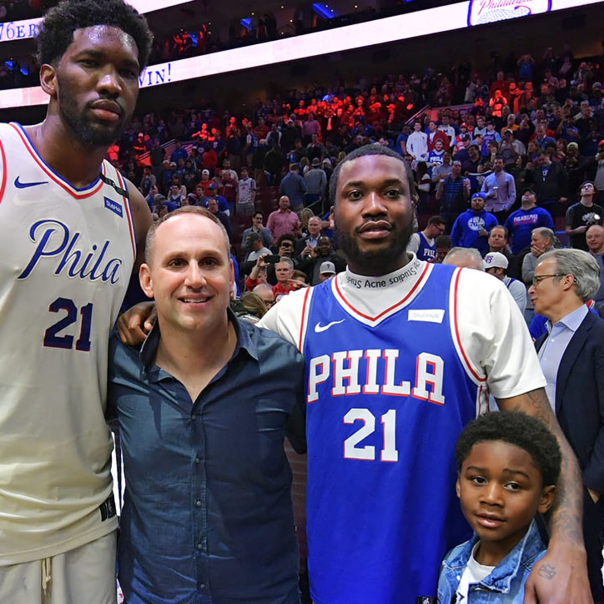 Wave Check🌊 on X: Meek Mill courtside with Michael Rubin, Marvin