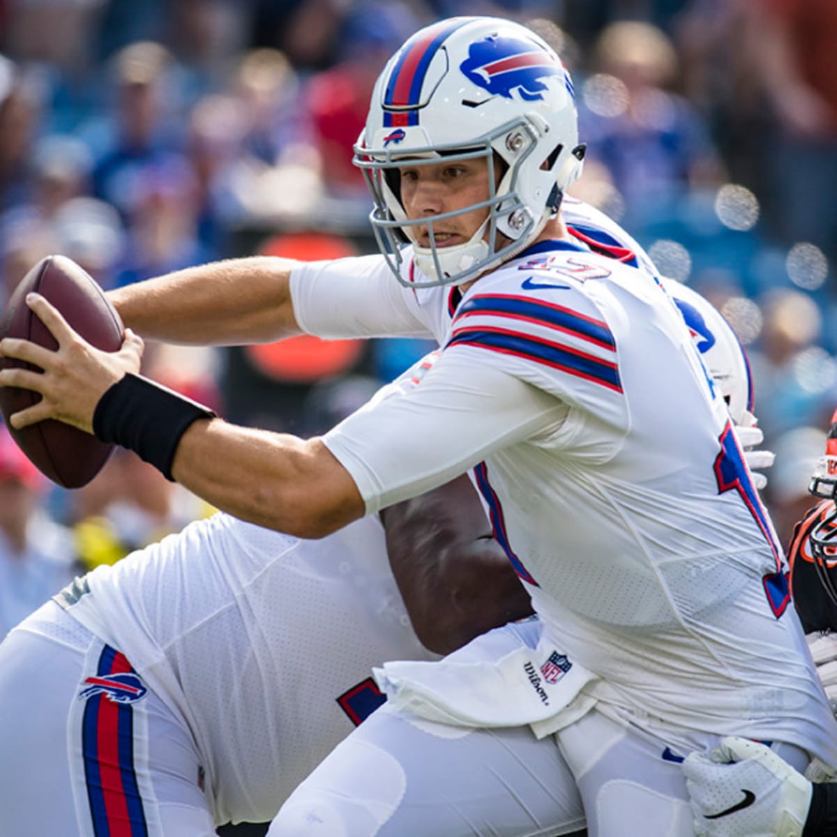 Josh Allen picks apart Patriots as Bills move top of AFC East