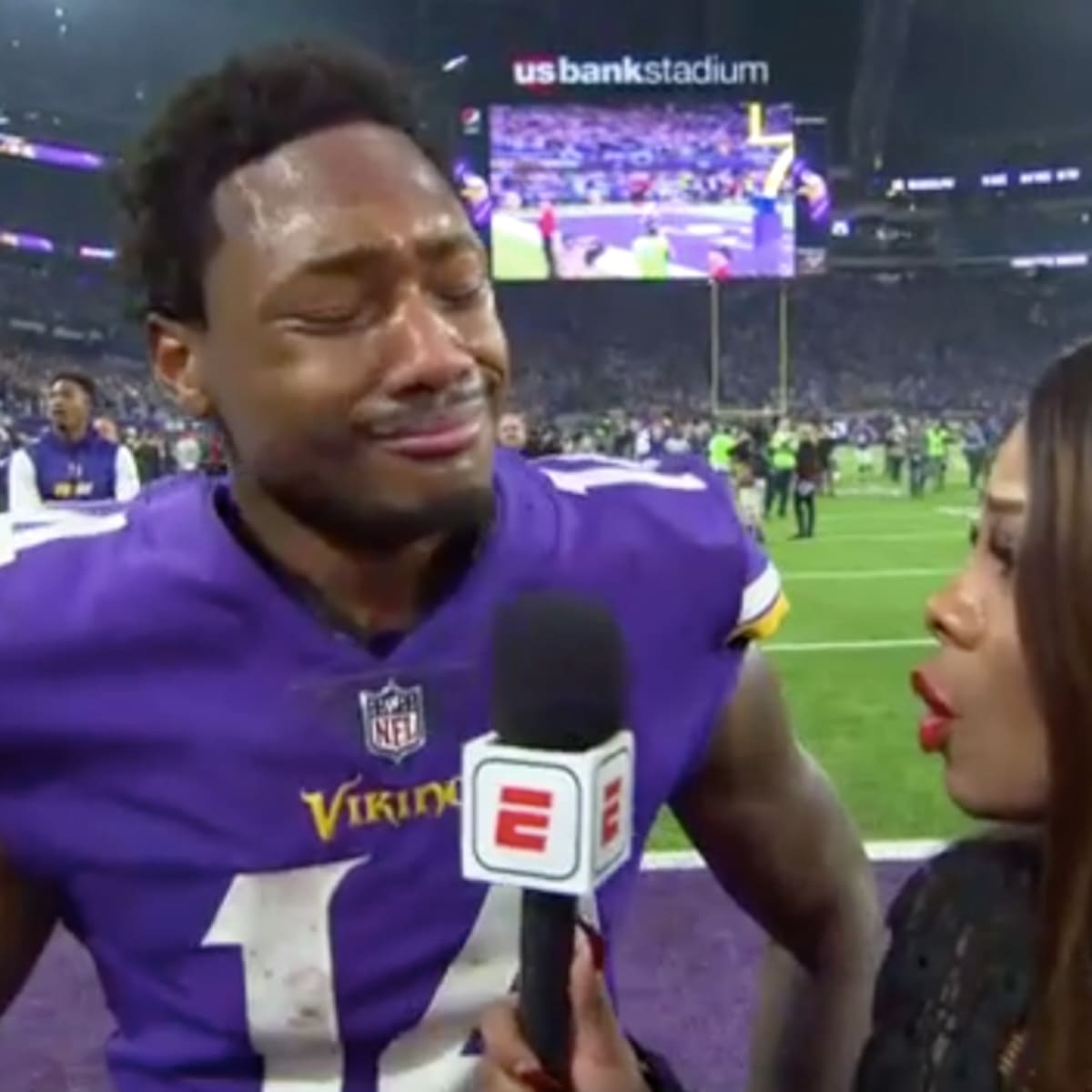 Watch Minnesota Vikings' Stefon Diggs score 61-yard touchdown to beat  Saints 