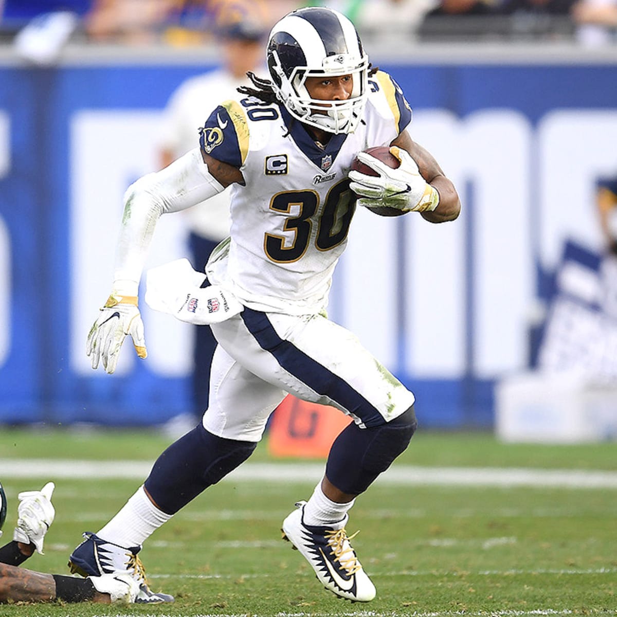 RB Todd Gurley gets huge new contract extension from LA Rams