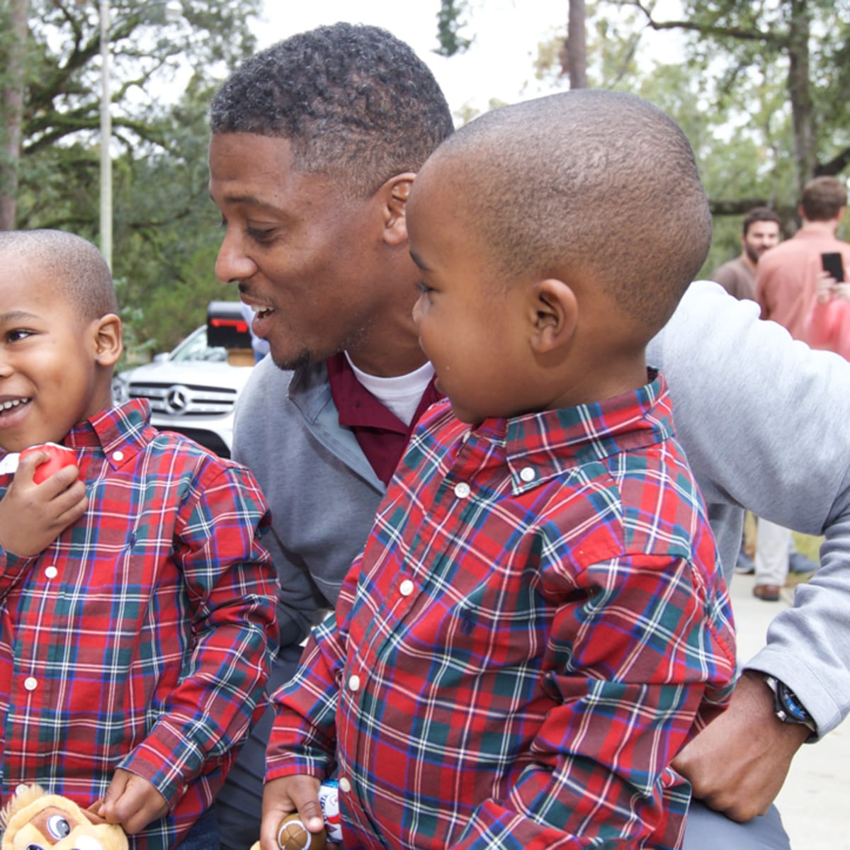 Warrick Dunn remains one of the NFL's all-time good guys