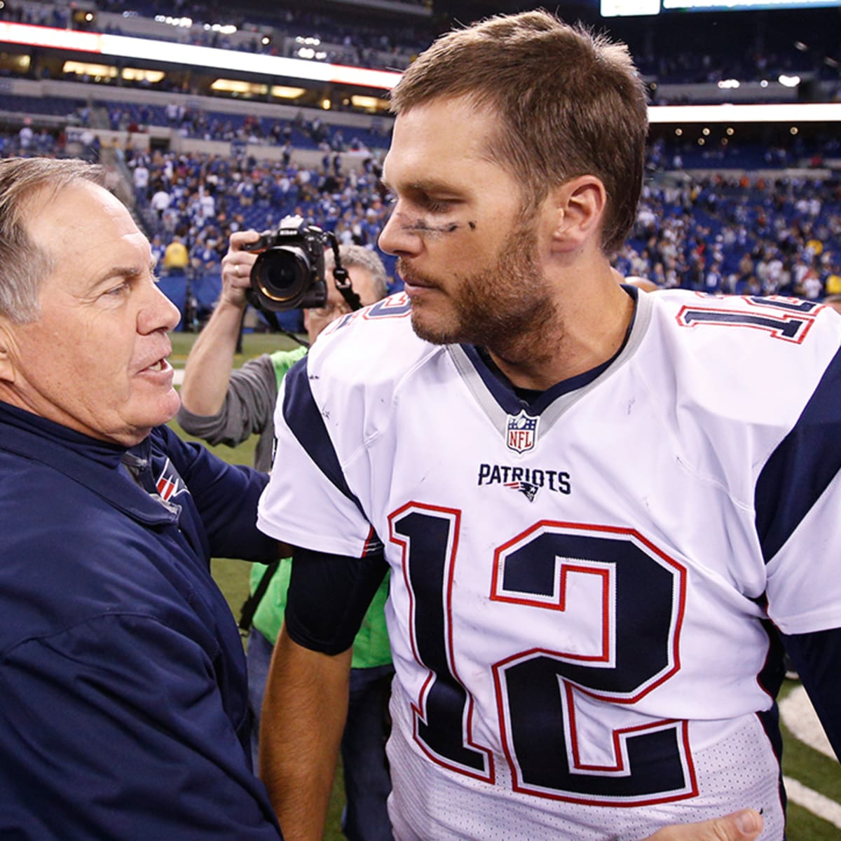 Tom Brady considered 'divorce' from Bill Belichick, Patriots per book 