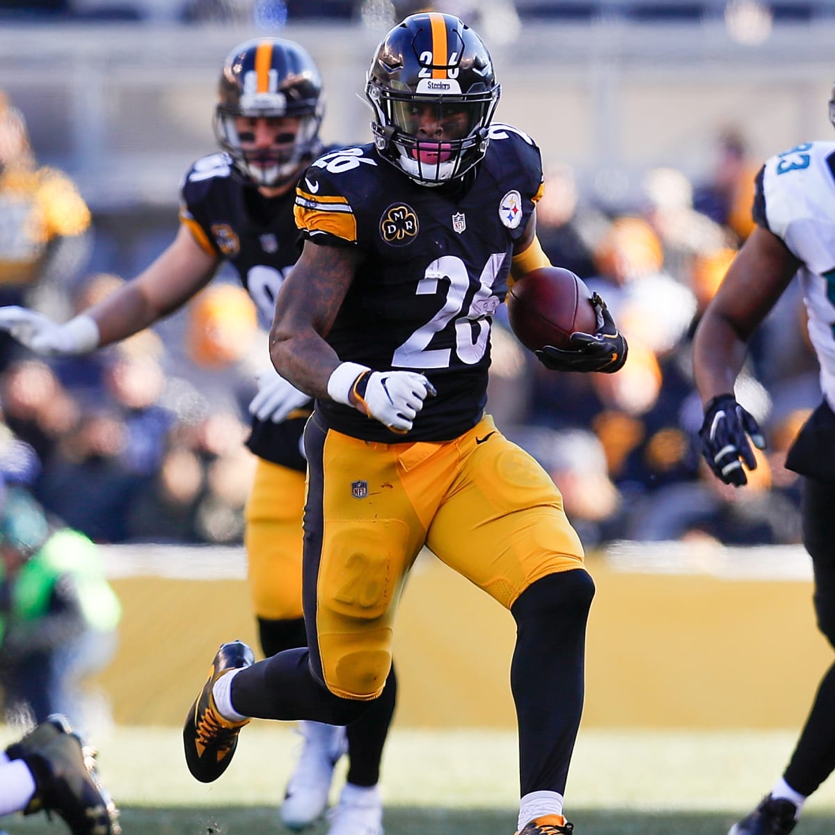 Le'Veon Bell: Jets reportedly contact Steelers about possible trade